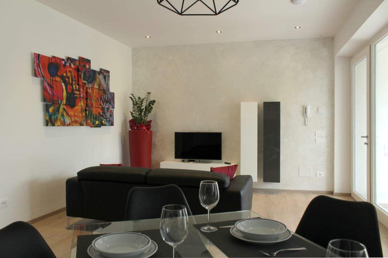 Cosy Torri Apartments Торрі-дель-Бенако Екстер'єр фото